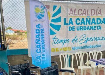 Zulia: benefician a habitantes con entrega de lentes y material ortopédico en la Cañada de Urdaneta