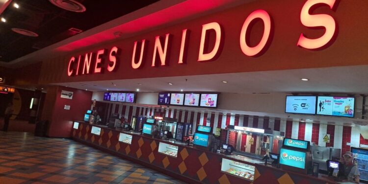 ¡PARA VIVIR UNA EXPERIENCIA SIN INTERRUPCIONES! Cines Unidos Metrosol ya tiene planta eléctrica