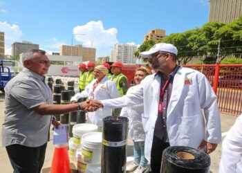 Plan General de Impermeabilización se desplegará en centro de salud del Zulia con la entrega de insumos y materiales