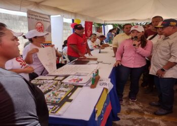 Se estimula la agricultura urbana con la entrega de 300 kit Trabuco CLAP en el Zulia