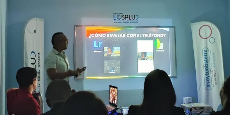 ¡Con temas de interés en un conversatorio! Periodistas compartieron día ameno con Ecosalud