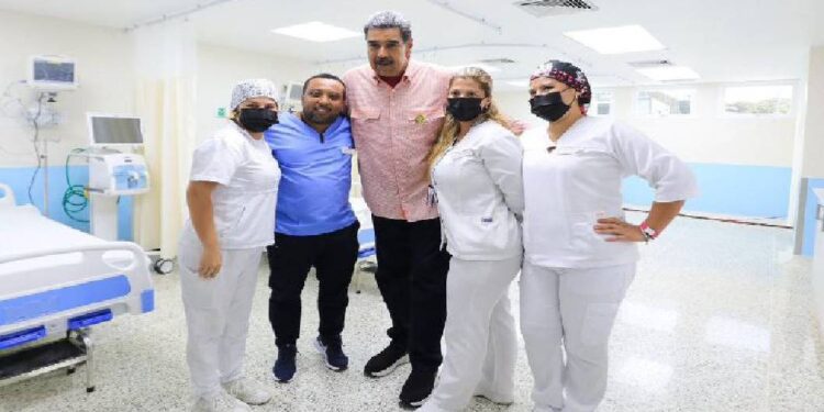 Presidente Nicolás Maduro reinaugura emergencia del Hospital Universitario de Maracaibo