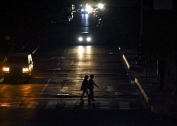 Cabello denuncia “ataque terrorista” contra torre de transmisión del SEN