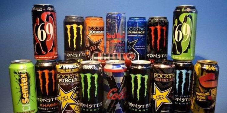 Estas son las consecuencias de consumir bebidas energizantes en exceso