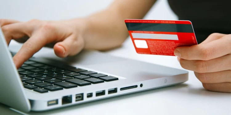 Esta tienda de electrodomésticos ofrece a sus clientes tarjetas de créditos del Banco de Venezuela