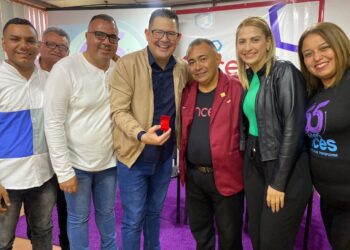Inces arriba a 65 años y reconoce el esfuerzo de sus trabajadores en el Zulia (+FOTOS)