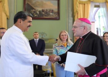 Presidente Nicolás Maduro recibió cartas credenciales del Nuncio apostólico Monseñor Ortega Marín