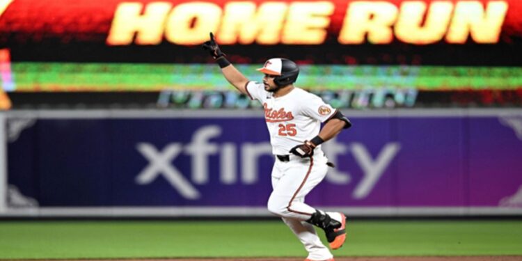 Anthony Santander se quedó con la edición 21 del Premio Luis Aparicio ¡El mejor pelotero venezolano!