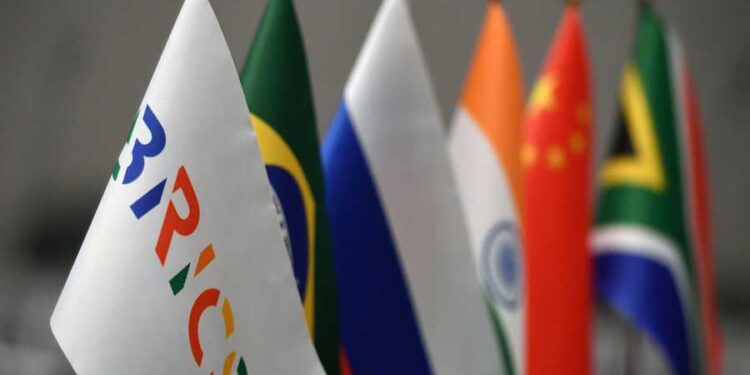 Economista Labrador asegura que Venezuela «ya está» dentro del BRICS