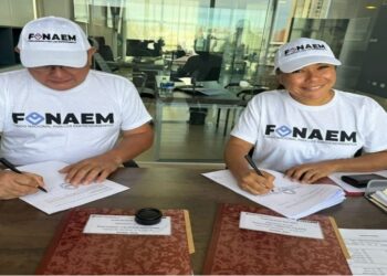 Fondo Nacional para los Emprendimientos firma contratos de financiamiento del Plan Escolar Textil 2024 – 2025 en el Zulia