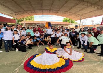 ICLAM lanza en instituciones educativas del Zulia la segunda fase del Plan Rector «Mi Amigo Lago va a la Escuela»