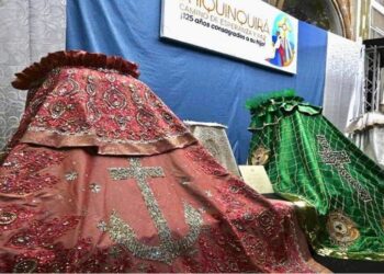 ¡Cronograma de las Fiestas Patronales! Estos son los mantos que lucirá la Virgen en sus salidas procesionales