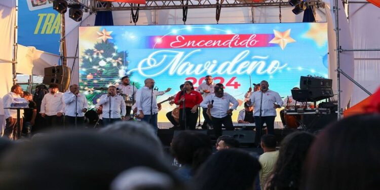 Corpozulia festeja con música y parrandas el encendido de la Navidad
