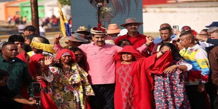 “Nada que celebrar, ni día de la hispanidad, ni día de la raza” afirmó Nicolás Maduro ante marcha indígena