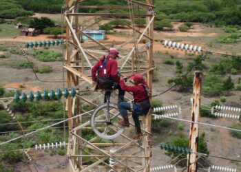 Corpoelec garantiza operatividad de la línea Tablazo – Cuatricentenario número 1 a 400kV
