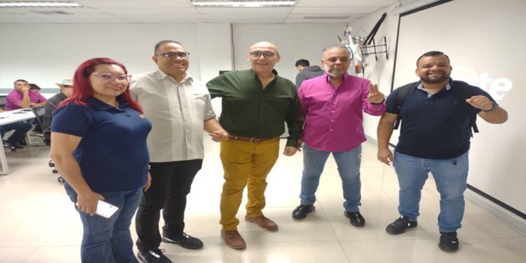 Diputados de la AN consultaron el proyecto de reforma de la Ley de Comunicación del Poder Popular en Zulia