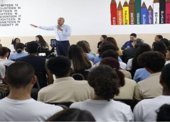Estos son los dos objetivos del liderazgo estudiantil según Héctor Rodríguez
