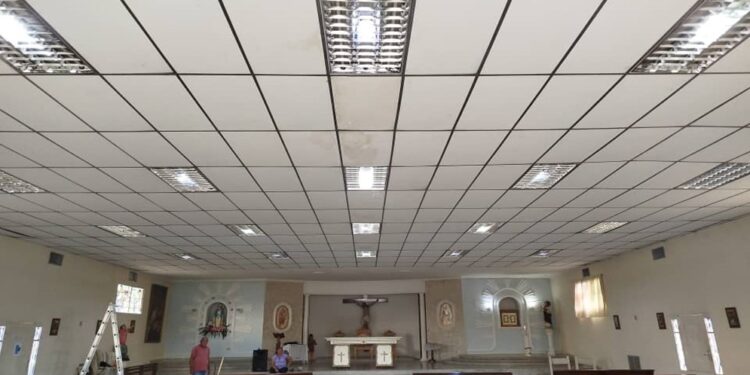 Gobierno Municipal de Santa Rita instaló Lámparas LED en la iglesia La Milagrosa