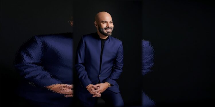 Omar Enrique cierra celebración aniversaria con el mejor álbum de su carrera