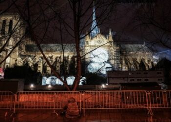 Catedral de Notre Dame abre sus puertas