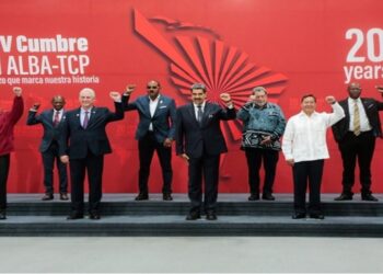 Nueva etapa de ofensiva económica y social inicia ALBA-TCP afirma presidente Maduro