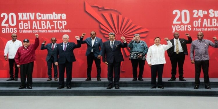 Nueva etapa de ofensiva económica y social inicia ALBA-TCP afirma presidente Maduro