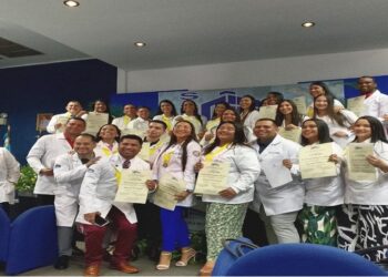 La Casa de Salud y Saberes egresa 88 nuevos especialistas y sub-especialistas