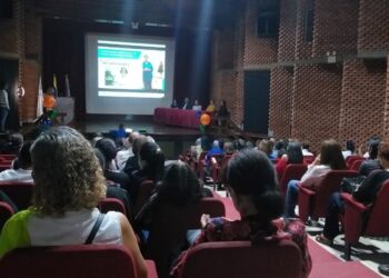 Tres días de aprendizajes y academia se vivieron en la IX jornada de pregrado del CCPLUZ