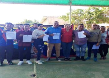 Jueces de paz recibieron acreditación del Consejo Nacional Electoral en Lagunillas
