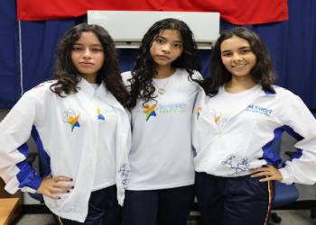 Delegación venezolana gana medalla de plata en Olimpíada Mundial de Jóvenes Físicos 2024