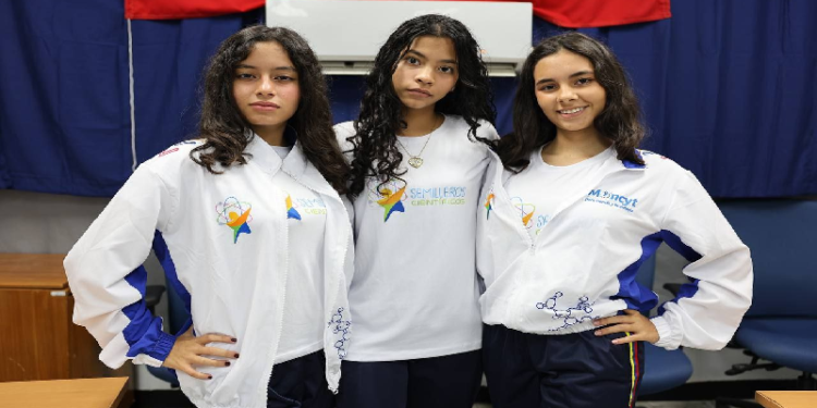 Delegación venezolana gana medalla de plata en Olimpíada Mundial de Jóvenes Físicos 2024