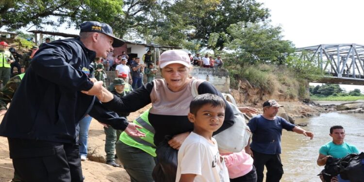 Gobierno Bolivariano supervisa Puntos de Atención Humanitaria en Catatumbo