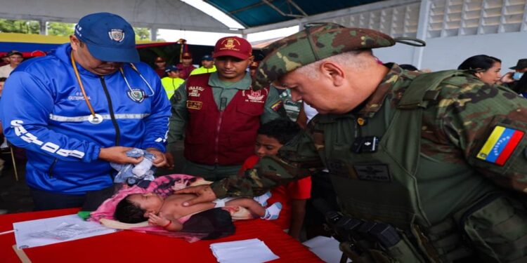 “Operación Mercurio” socorre a desplazados por violencia en Colombia