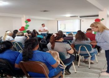 Docentes debatieron sobre el discurso de Manuel Moncada