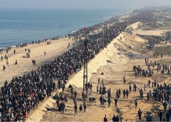 ¡Tras acuerdo! Palestinos retornan al norte de Gaza