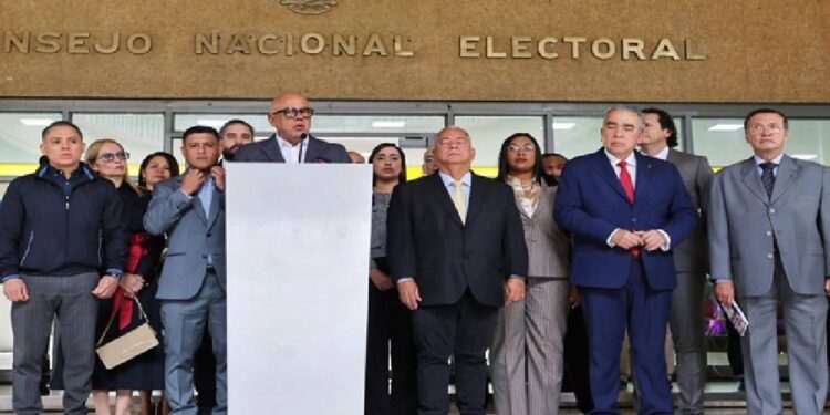 CNE recibe cronograma de elecciones 2025