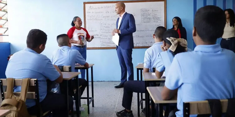 Ministerio de Educación anuncia fecha de reinicio de clases para este 2025