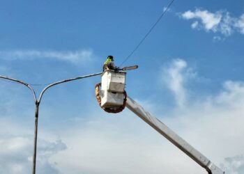 Corpoelec benefició más de 453 mil usuarios con instalación de alumbrado público en los municipios Cabimas y Miranda