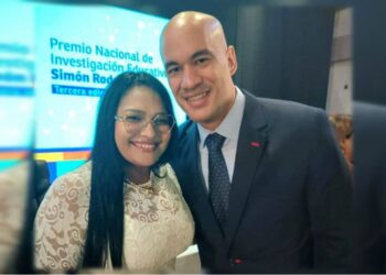 Docentes zulianos reciben Premio Nacional de Investigación
