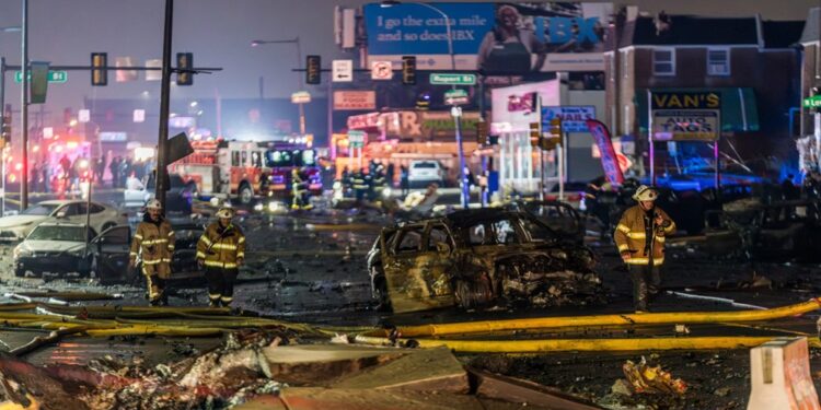 Avión sanitario se estrella en zona residencial de Filadelfia ¡Mueren seis mexicanos!