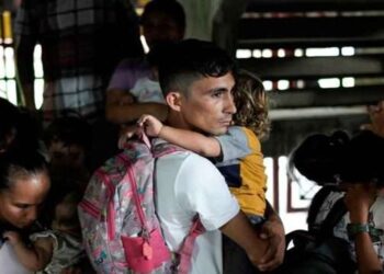 Listas obras de alojamiento temporal para desplazados del Catatumbo en Colombia