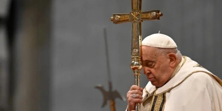 Papa Francisco continúa hospitalizado ¡Esto es lo que dice!