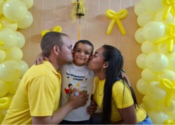 ¡Tocan la campana! 4 niños salen de tratamiento contra el cáncer