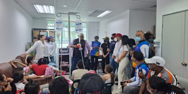 La casita azul se llenó de bendiciones