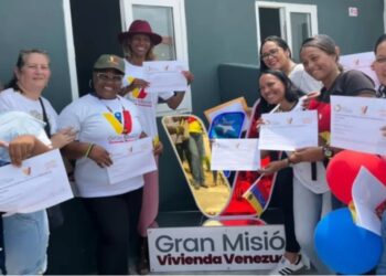Docentes se benefician con la Gran Misión Vivienda Venezuela