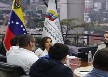 Ejecutivo Nacional fortalece la conectividad marítima de Venezuela ¡Afina estrategias!