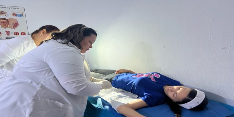 Realizan Jornada de colocación de implantes subdérmicos en el Centro de Atención Primaria de Salud