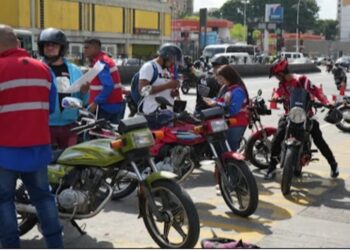 Estos son los documentos que establece el INTT para circular con moto en estos carnavales
