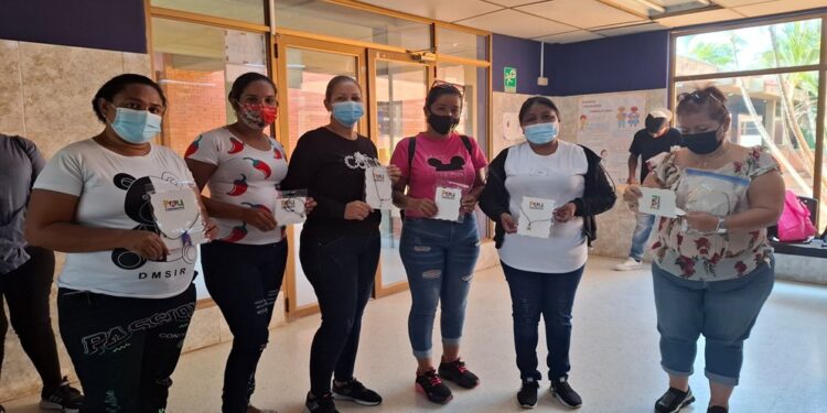 ¡Testimonios! Mujeres de Milagros