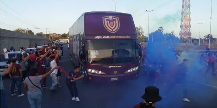 Así llegó la Vinotinto a Maturín (+Video)